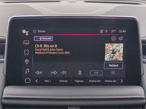 Used 2024 GMC Yukon SLT w/ SLT Luxury Package image 18