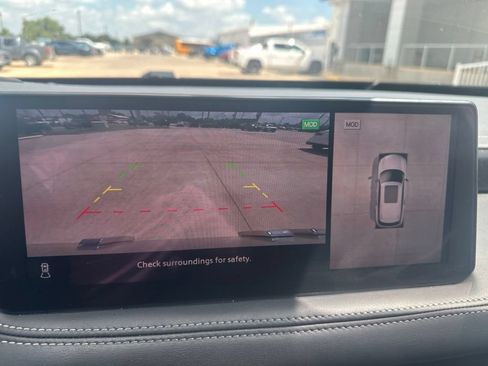 Used 2023 INFINITI QX60 Sensory w/ Cargo Package AWD/4WD image 17