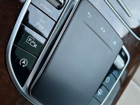 Used 2023 Mercedes-Benz E 350 Sedan image 29