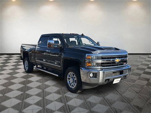 Used 2019 Chevrolet Silverado 3500 LTZ w/ Duramax Plus Package image 3