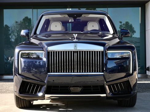 New 2026 Rolls-Royce Cullinan image 5