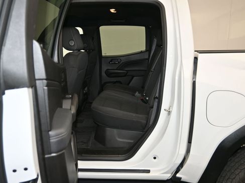 Certified 2024 GMC Canyon Elevation image 23