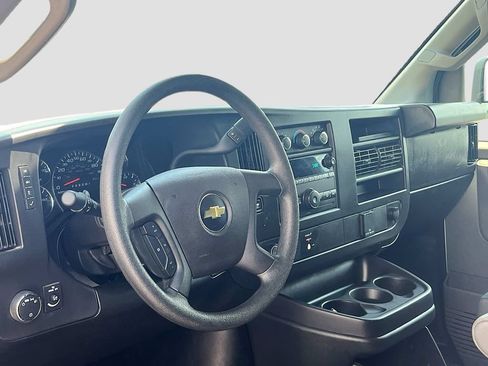 Used 2025 Chevrolet Express 2500 w/ Driver Convenience Package RWD image 9