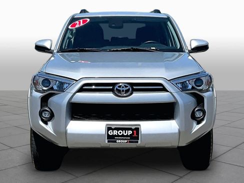 Used 2021 Toyota 4Runner SR5 AWD/4WD image 3