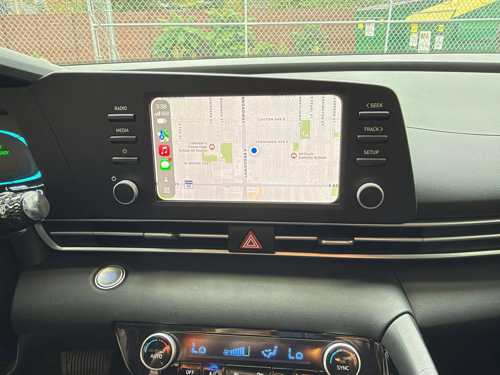 Used 2026 Hyundai Elantra Hybrid FWD image 19