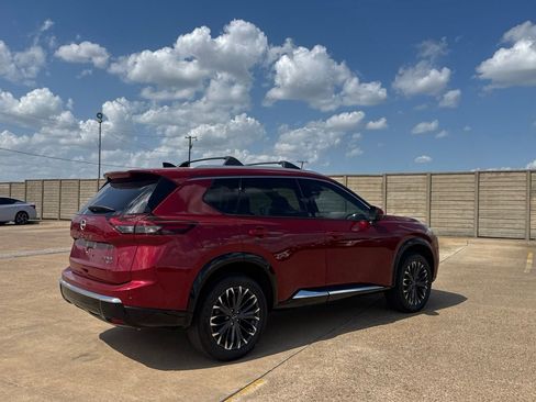 Certified 2026 Nissan Rogue Platinum AWD/4WD image 22