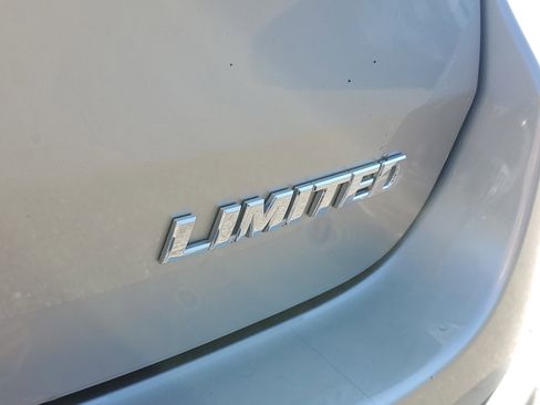 Used 2016 Toyota Highlander Limited Platinum image 6