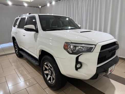 Used 2021 Toyota 4Runner TRD Off-Road Premium w/ Moonroof Package AWD/4WD image 7