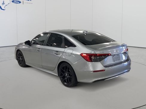Used 2024 Honda Civic Sport image 6