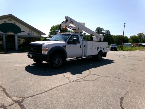 Used 2008 Ford F550 4x4 Regular Cab Super Duty image 8