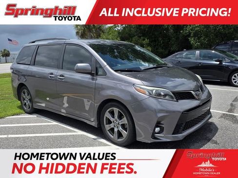Used 2018 Toyota Sienna SE w/ SE Preferred Package FWD image 1