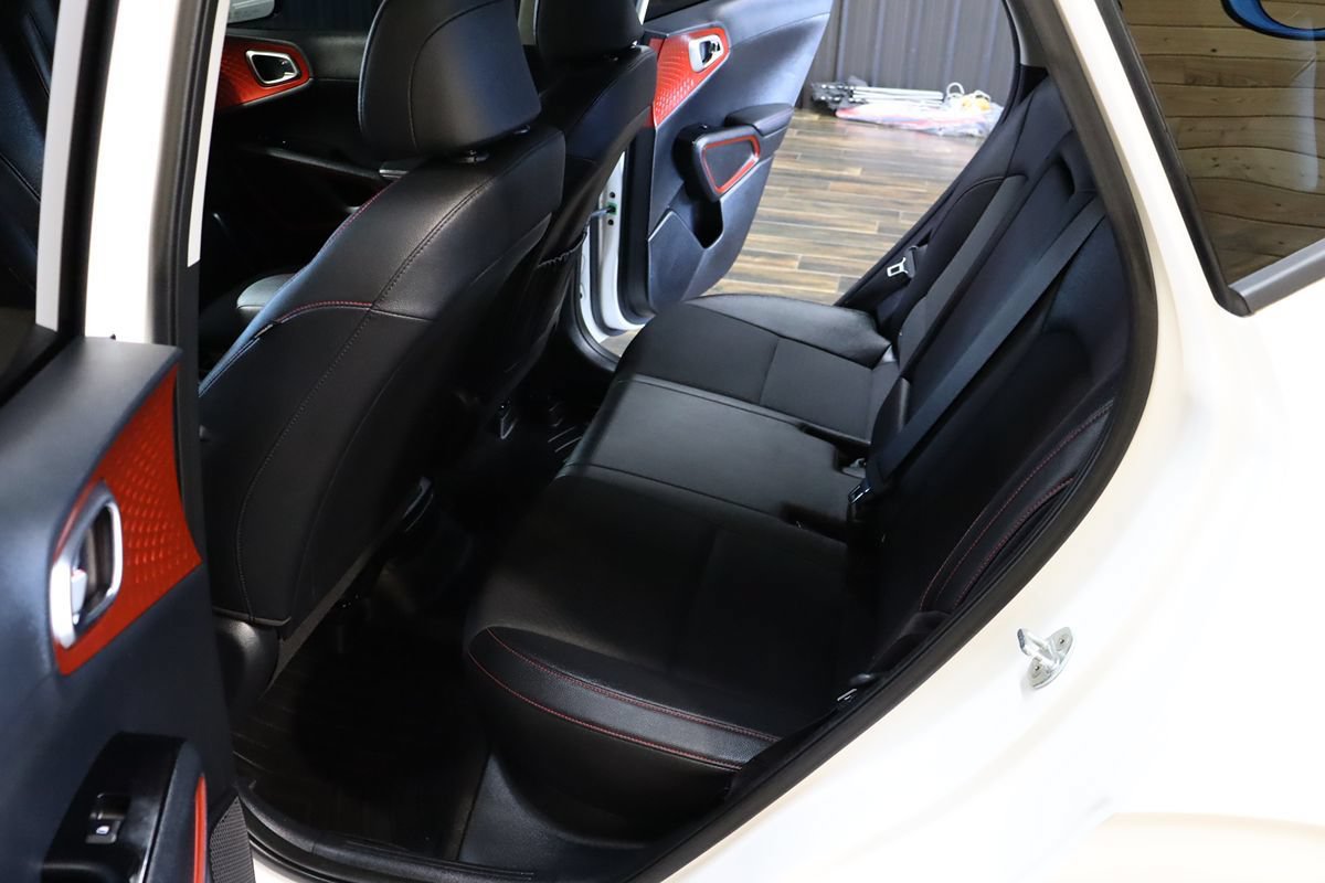 Used 2023 Kia Soul GT-Line FWD image 46