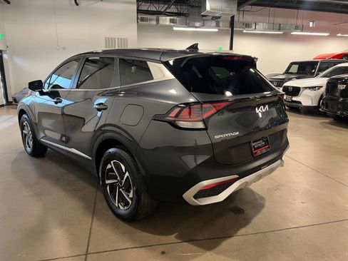 Used 2023 Kia Sportage LX AWD/4WD image 5