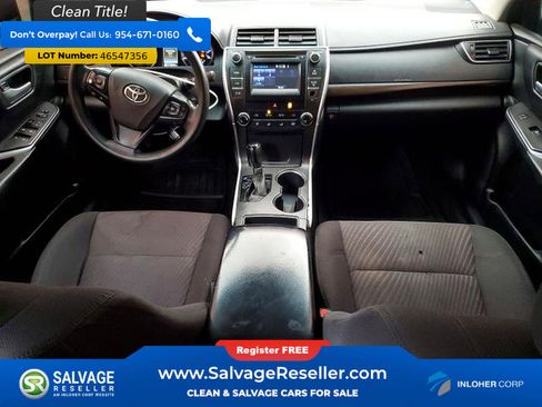Used 2017 Toyota Camry LE image 11
