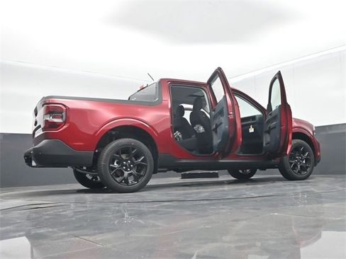 New 2025 Ford Maverick XLT w/ Black Appearance Package image 71