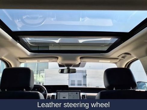 Used 2025 Ford Expedition Max Platinum image 27