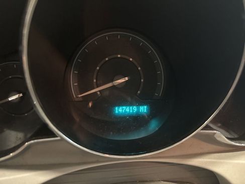 Used 2010 Chevrolet Malibu LS FWD image 14