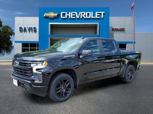 Used 2024 Chevrolet Silverado 1500 RST w/ Protection Package AWD/4WD image 7