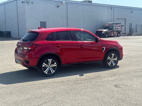 Used 2022 Mitsubishi Outlander Sport SE AWD/4WD image 3