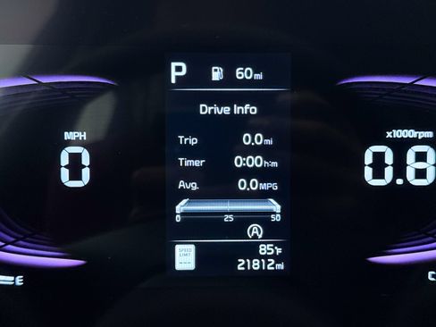 Certified 2025 Kia Sportage EX FWD image 36