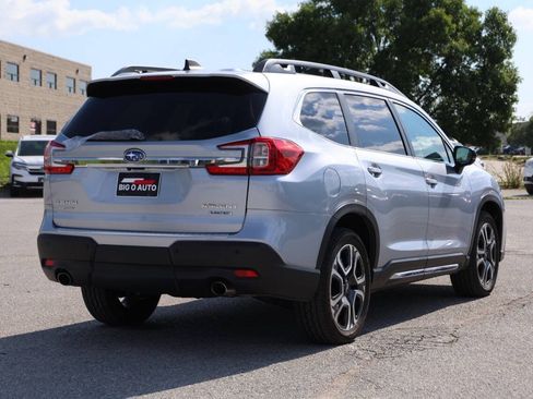 Used 2024 Subaru Ascent Limited w/ Technology Package AWD/4WD image 9