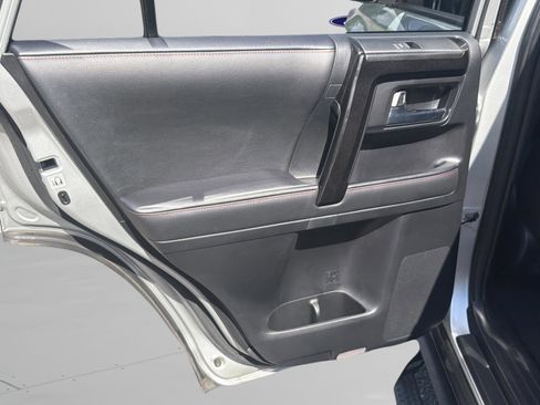 Used 2024 Toyota 4Runner TRD Off-Road Premium w/ Moonroof Package AWD/4WD image 19