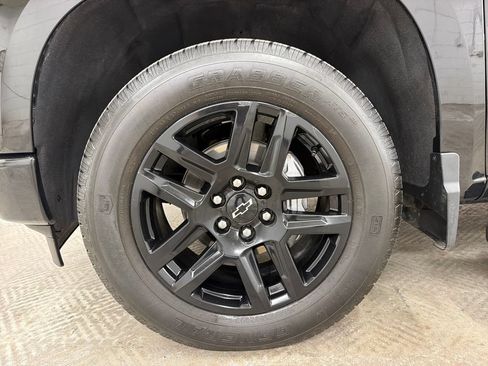 Used 2024 Chevrolet Silverado 1500 Custom AWD/4WD image 13