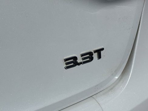 Used 2018 Genesis G80 3.3T Sport RWD image 9