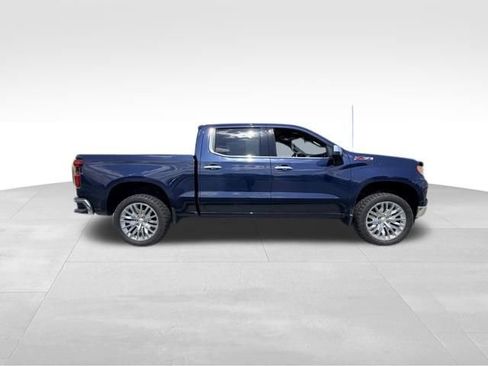 Used 2022 Chevrolet Silverado 1500 LTZ AWD/4WD image 5
