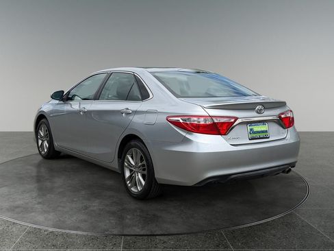 Used 2017 Toyota Camry SE FWD image 7