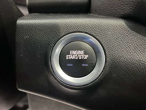 Used 2023 GMC Terrain SLE w/ Driver Convenience Package image 14