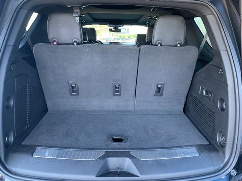 Used 2022 Chevrolet Tahoe RST w/ Luxury Package image 14
