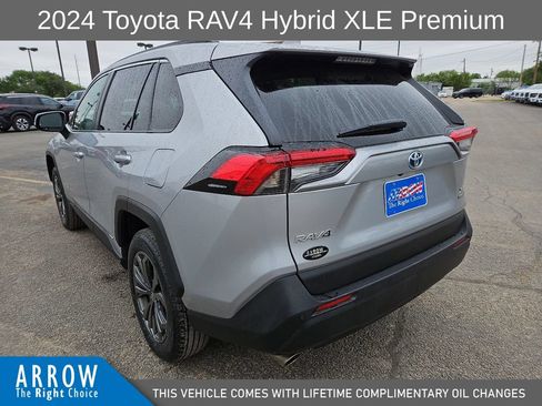 Used 2024 Toyota RAV4 XLE Premium w/ Weather Package AWD/4WD image 9