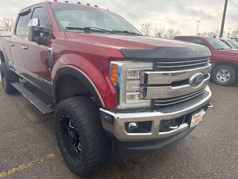 Used 2017 Ford F250 Lariat w/ Lariat Ultimate Package image 10