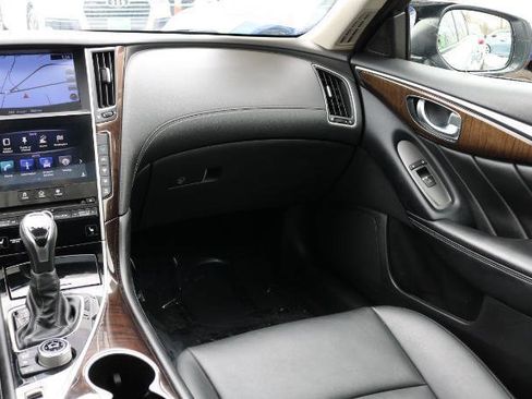 Used 2018 INFINITI Q50 Luxe w/ Essential Package (3.0T Luxe) image 14