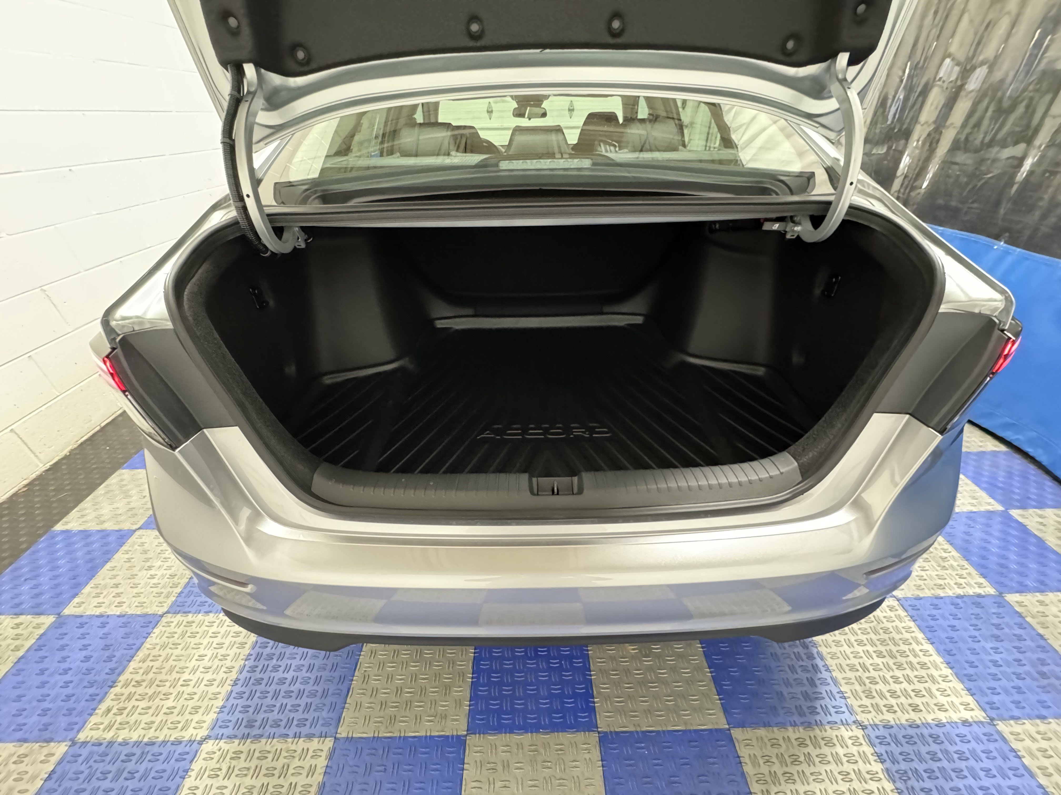 New 2026 Honda Accord LX image 30
