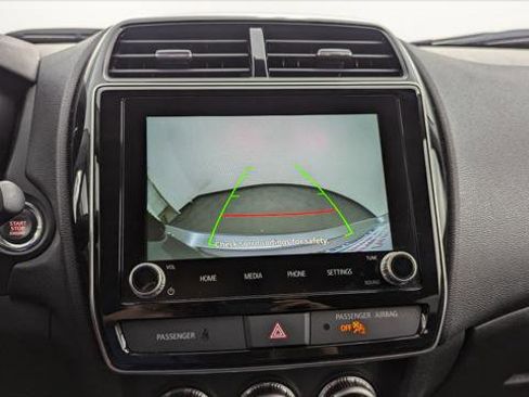 Used 2024 Mitsubishi Outlander Sport SE image 27