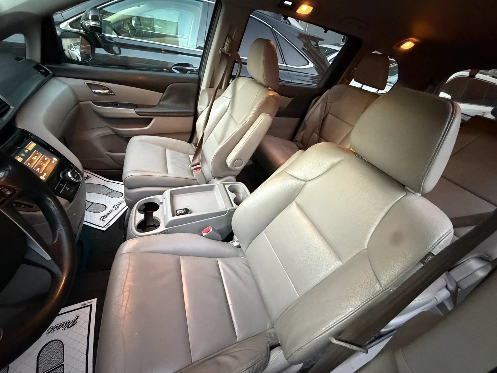 Used 2015 Honda Odyssey EX image 18