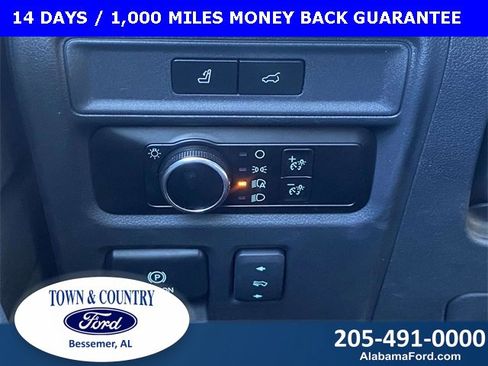 Certified 2024 Ford Expedition XLT image 19