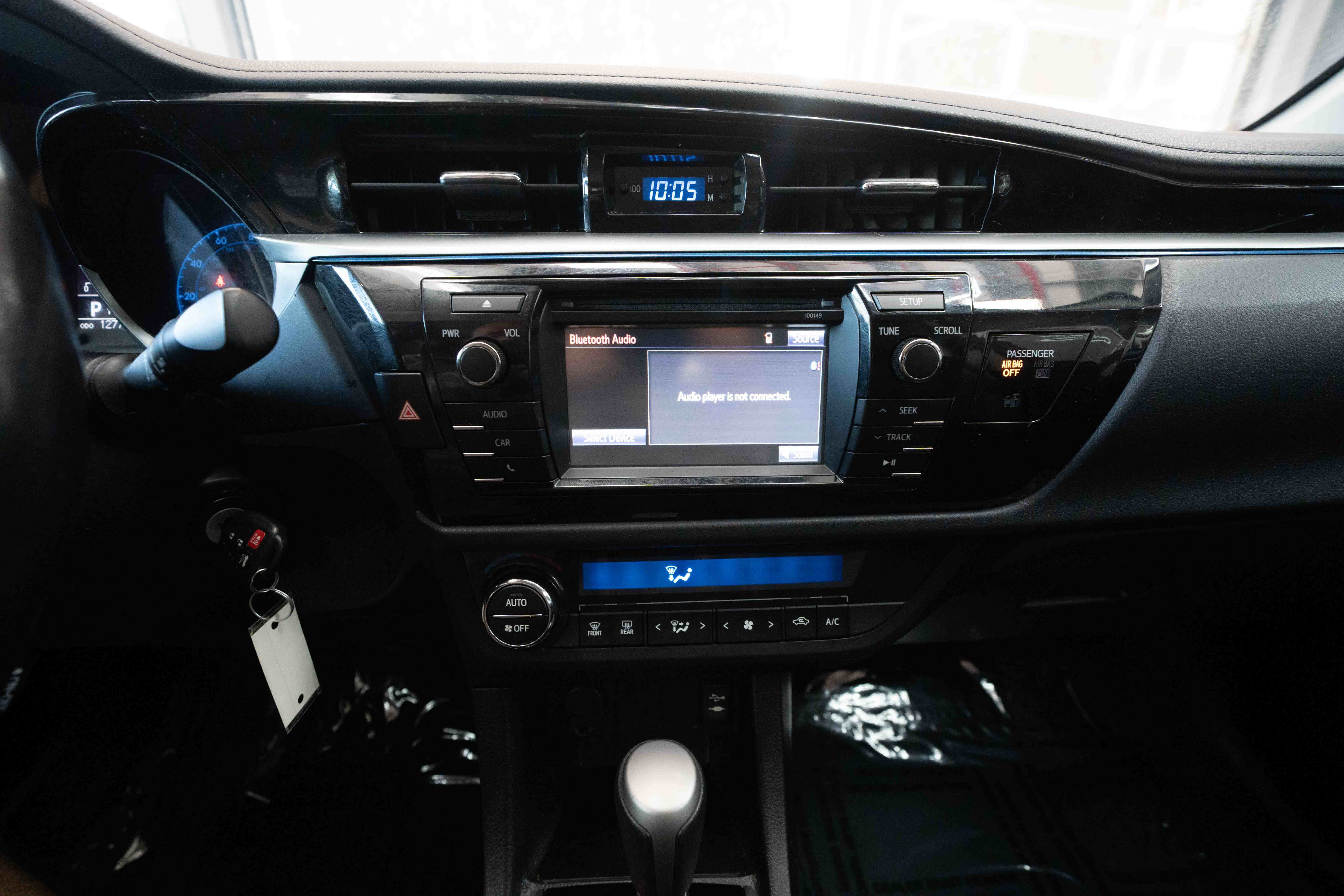 Used 2014 Toyota Corolla S FWD image 17