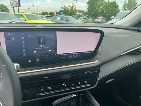 Used 2024 Buick Envision Sport Touring image 24