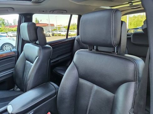 Used 2008 Mercedes-Benz GL 550 4MATIC image 19