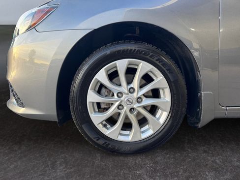 Used 2018 Nissan Sentra SV FWD image 9