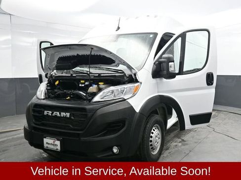 Used 2025 RAM ProMaster 2500 w/ Convenience Group image 40