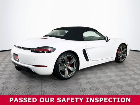 Used 2018 Porsche 718 Boxster S image 25