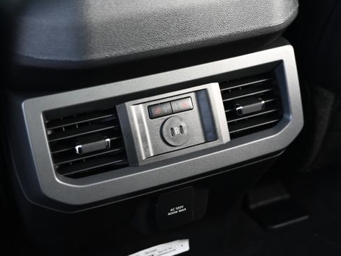 Used 2025 Ford F450 Lariat image 32