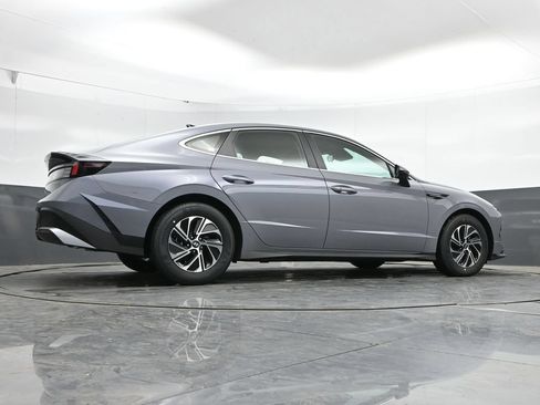 New 2026 Hyundai Sonata Blue FWD image 22
