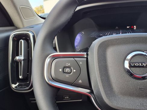 New 2026 Volvo XC40 B5 Plus w/ Protection Package Premier image 17