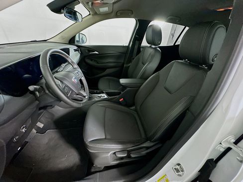 Used 2025 Buick Encore GX Preferred image 13