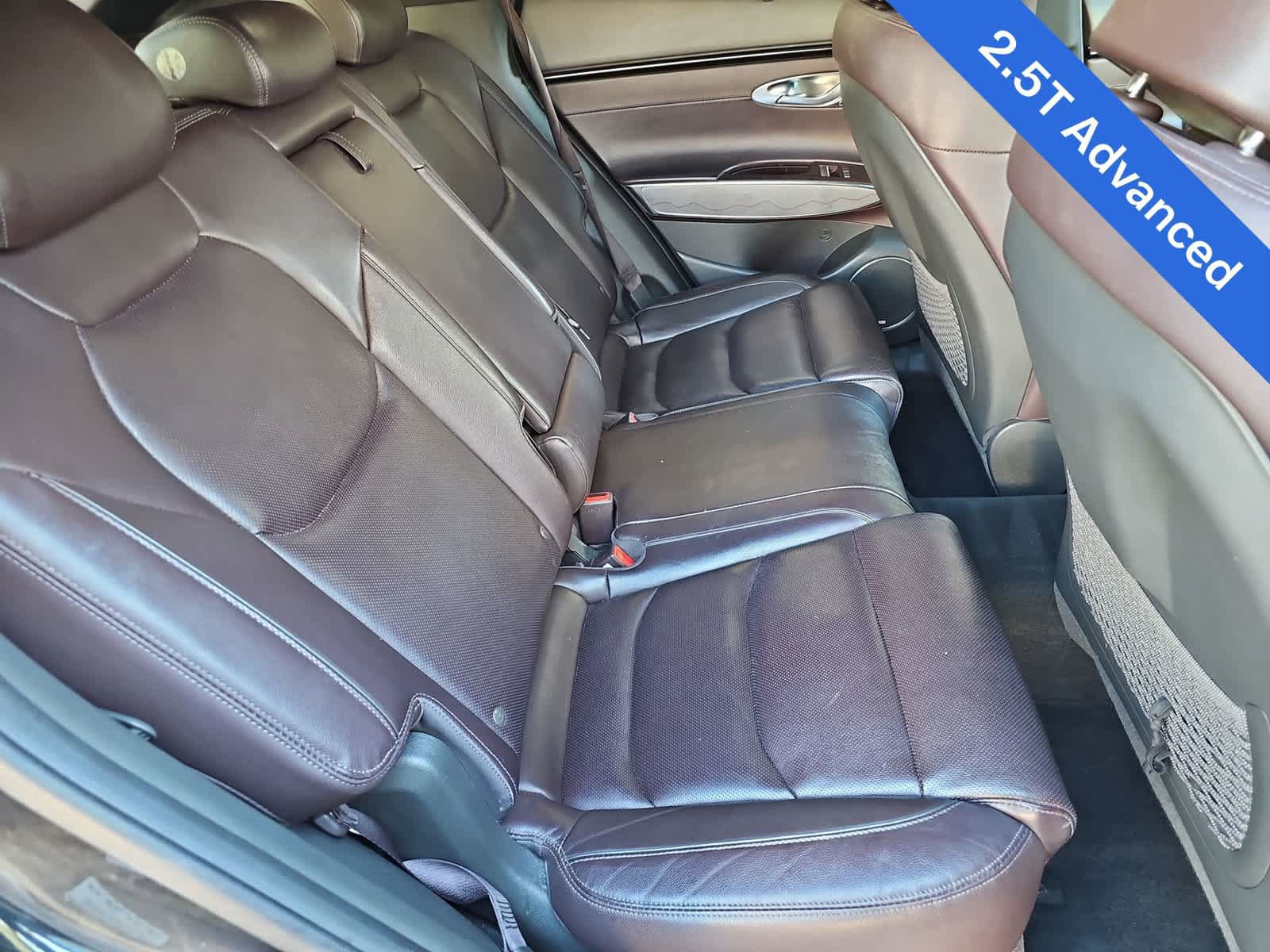 Used 2022 Genesis GV70 2.5T w/ Advanced Package AWD/4WD image 17